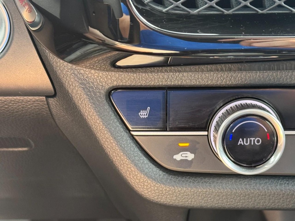 Acura ADX Vehicle Full-screen Gallery Image 23