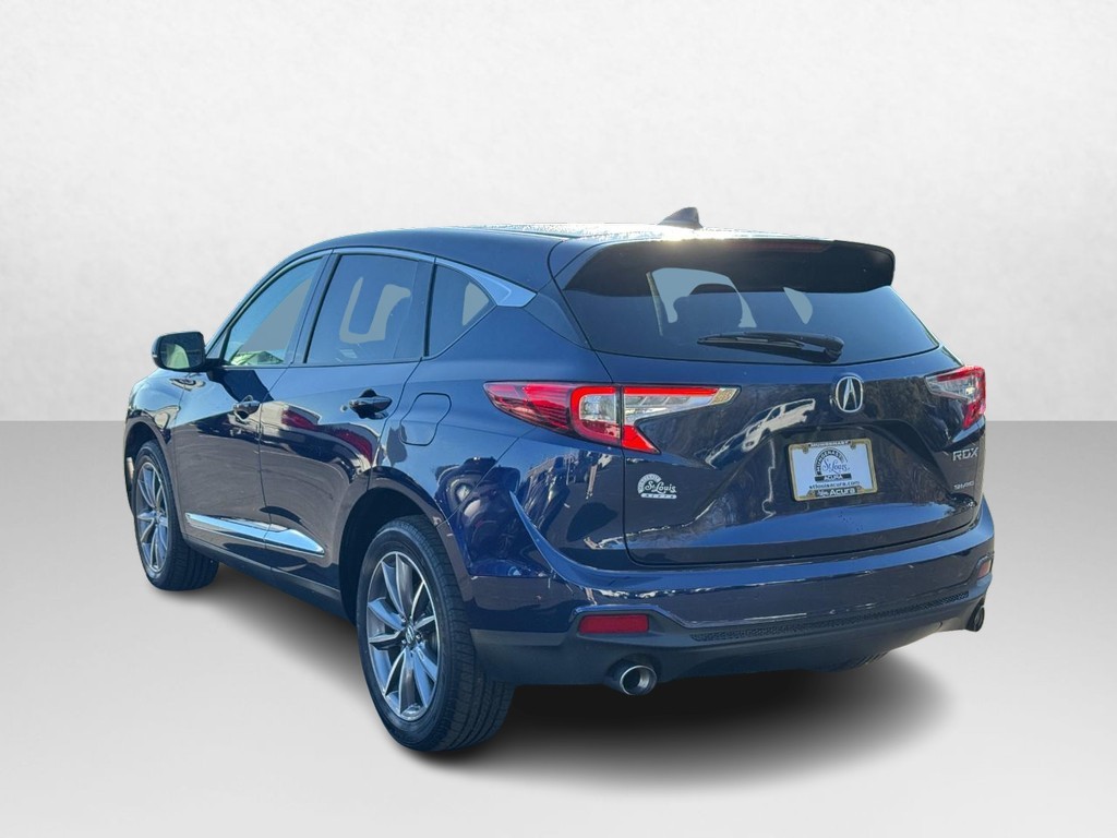 Acura RDX Vehicle Full-screen Gallery Image 03