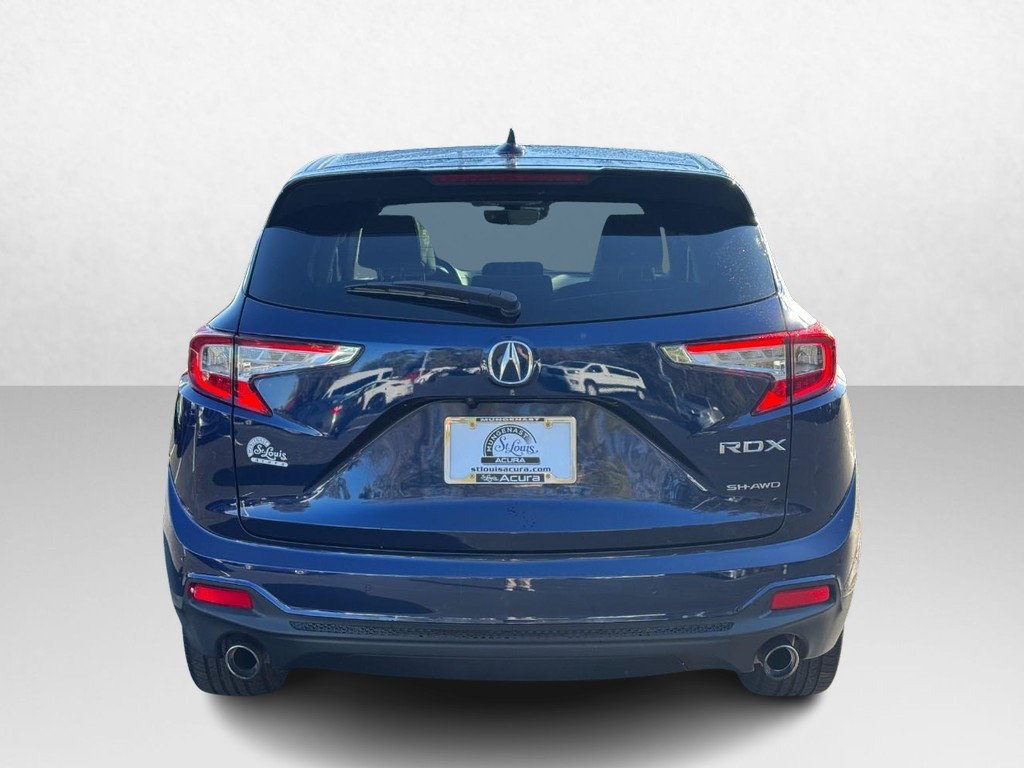 Acura RDX Vehicle Full-screen Gallery Image 05