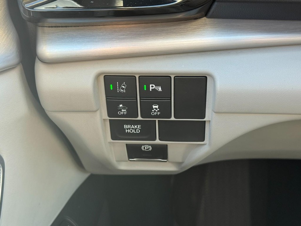 Acura RDX Vehicle Full-screen Gallery Image 19