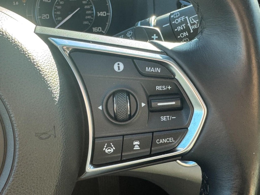 Acura RDX Vehicle Full-screen Gallery Image 21