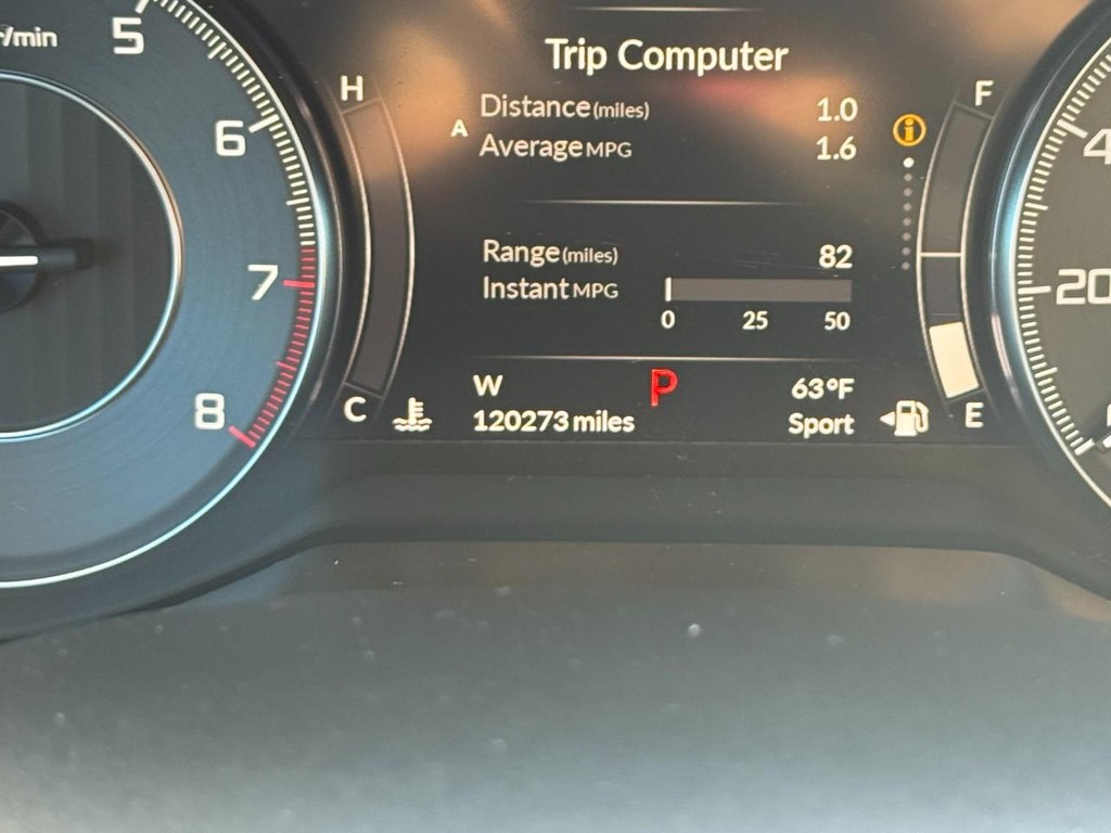 Acura RDX Vehicle Full-screen Gallery Image 23