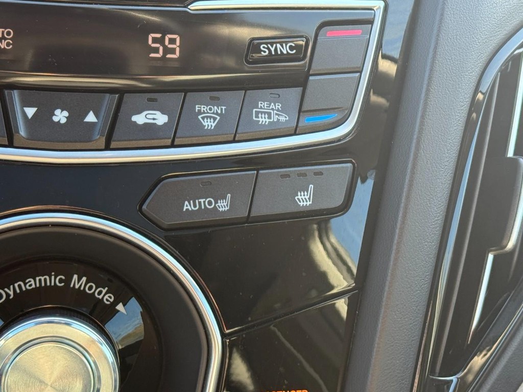 Acura RDX Vehicle Full-screen Gallery Image 25