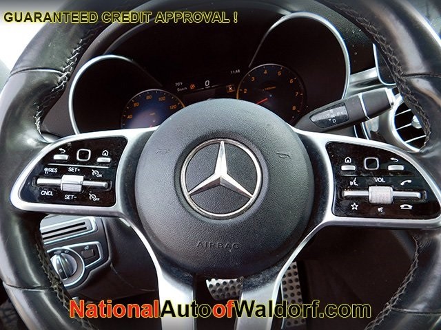 Mercedes-Benz C-Class Vehicle Image 19