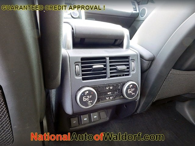 Land Rover Discovery Vehicle Image 15