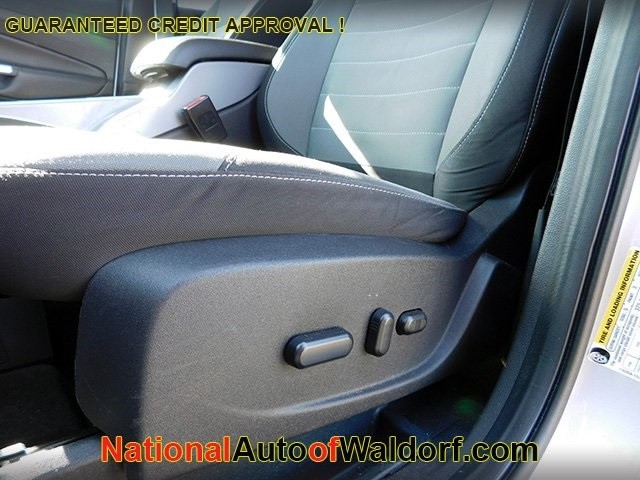 Ford Escape Vehicle Image 17