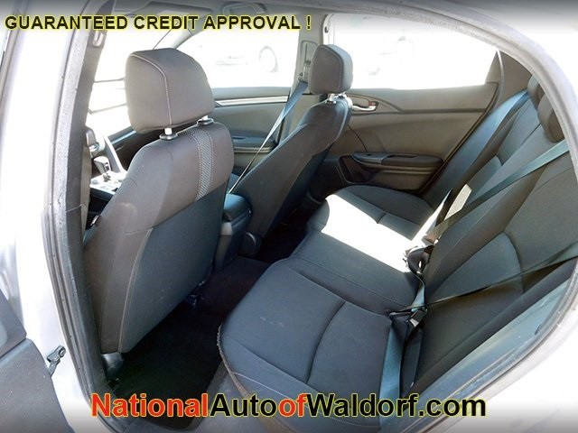 Honda Civic Hatchback Vehicle Image 08