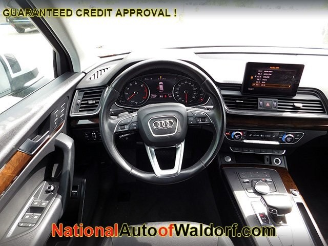 Audi Q5 Vehicle Image 13