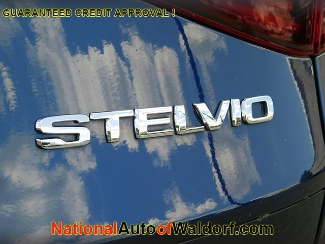 Alfa Romeo Stelvio Vehicle Image 07