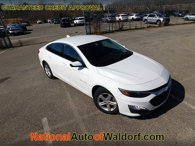 Chevrolet Malibu Vehicle Image 02