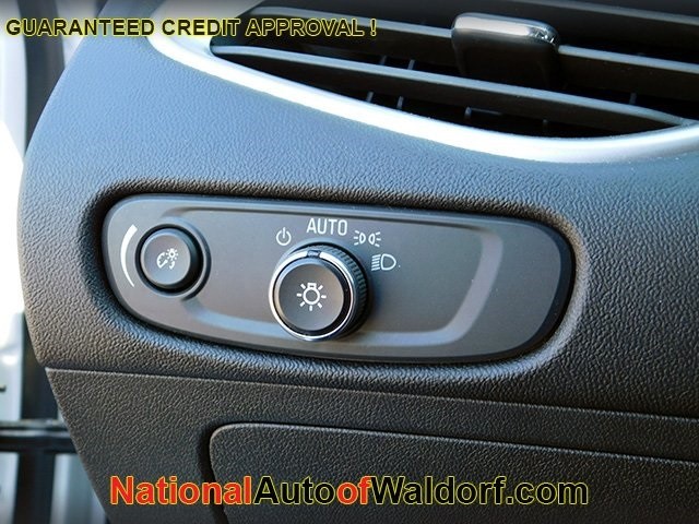 Chevrolet Malibu Vehicle Image 22