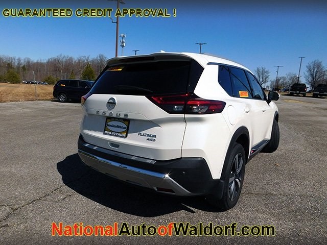 Nissan Rogue Vehicle Image 05
