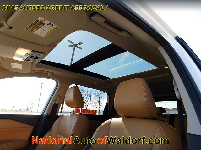 Nissan Rogue Vehicle Image 19