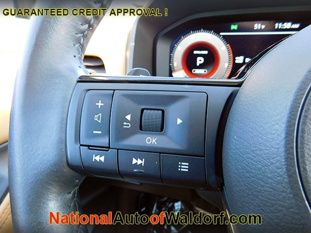 Nissan Rogue Vehicle Image 27