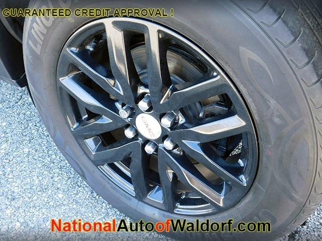 GMC Acadia Vehicle Image 08