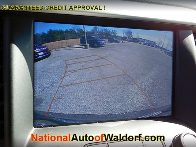 GMC Acadia Vehicle Image 22