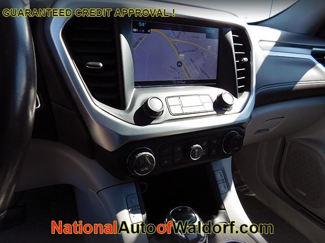 GMC Acadia Vehicle Image 23