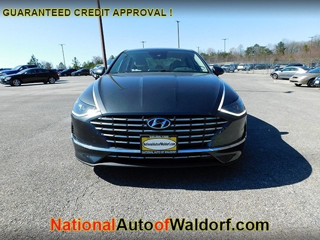 Hyundai Sonata Hybrid Vehicle Image 03