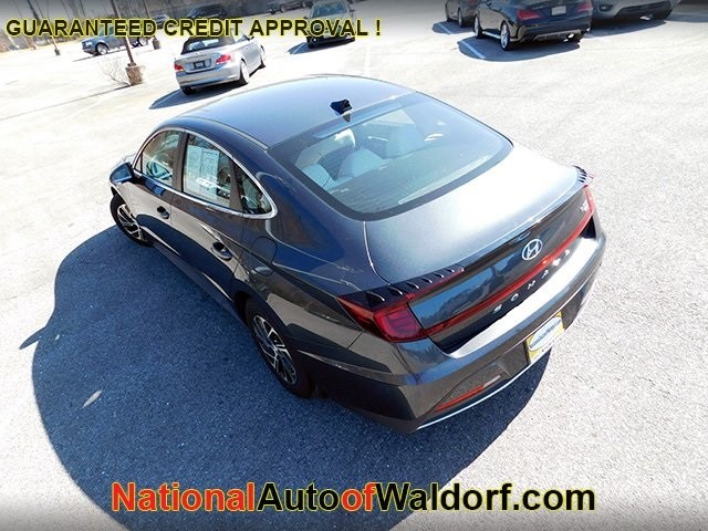 Hyundai Sonata Hybrid Vehicle Image 06