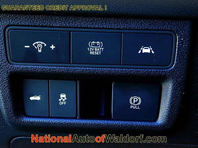 Hyundai Sonata Hybrid Vehicle Image 23