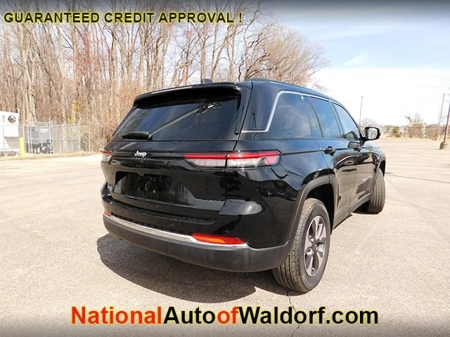 Jeep Grand Cherokee 4xe Vehicle Image 05
