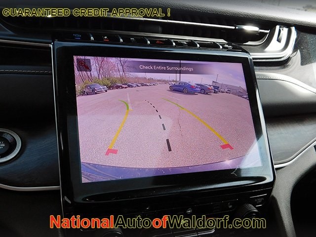 Jeep Grand Cherokee 4xe Vehicle Image 24