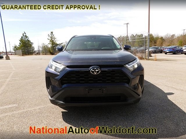 Toyota RAV4 Vehicle Image 02