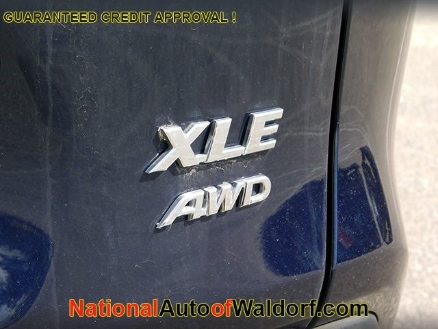 Toyota RAV4 Vehicle Image 06