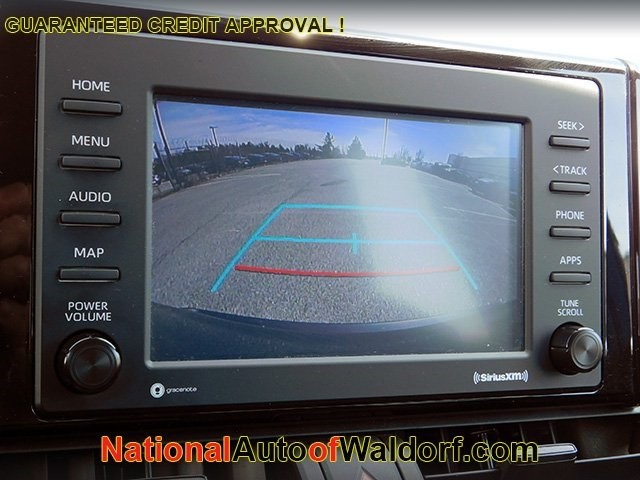 Toyota RAV4 Vehicle Image 17