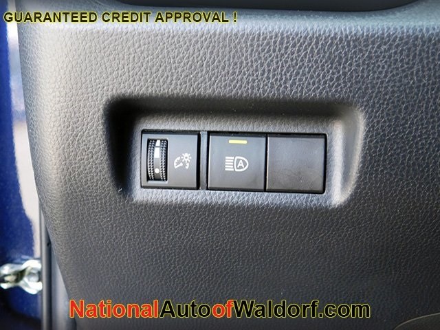 Toyota RAV4 Vehicle Image 23