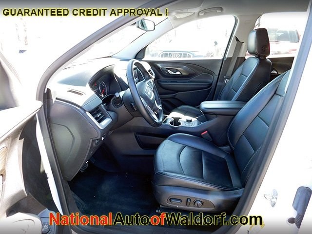 GMC Terrain Vehicle Image 16