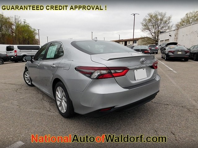 Toyota Camry Vehicle Image 05