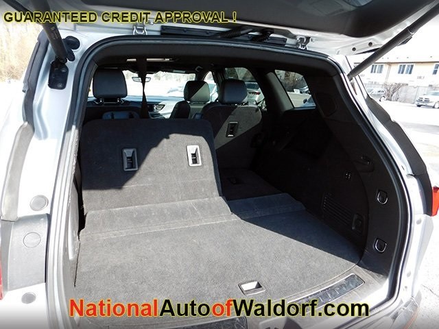 Buick Enclave Vehicle Image 09
