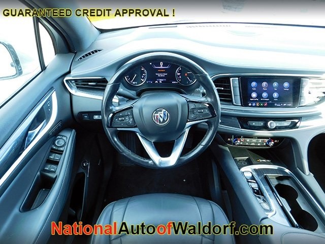 Buick Enclave Vehicle Image 15