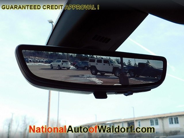 Buick Enclave Vehicle Image 21