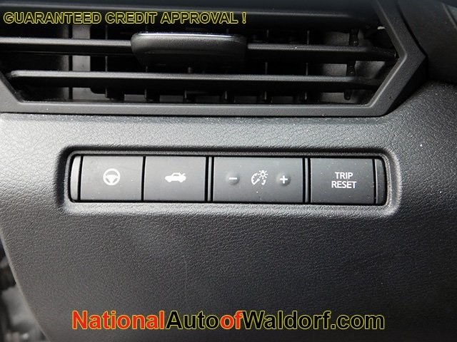 Nissan Altima Vehicle Image 22