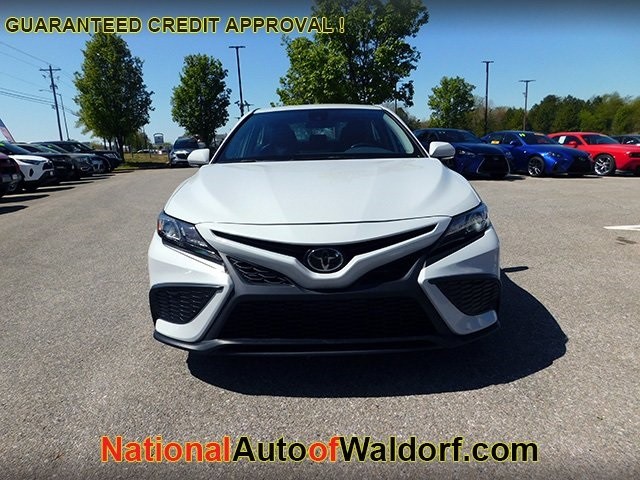 Toyota Camry Vehicle Image 03