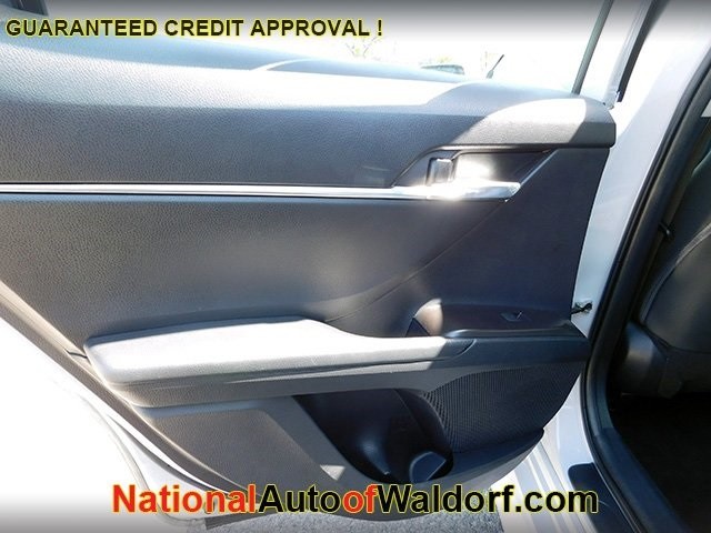 Toyota Camry Vehicle Image 08