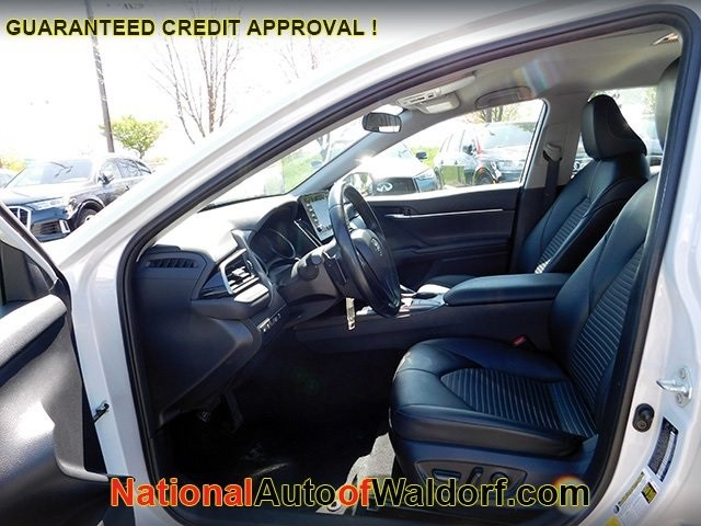 Toyota Camry Vehicle Image 12