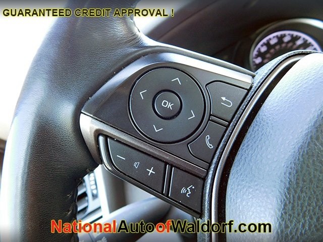 Toyota Camry Vehicle Image 19
