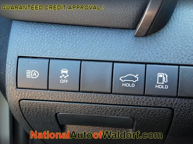 Toyota Camry Vehicle Image 20