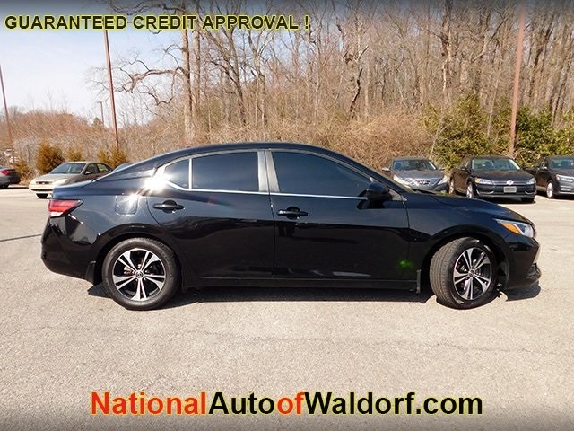Nissan Sentra Vehicle Image 02