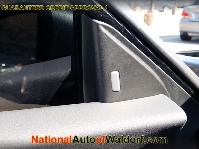 Nissan Sentra Vehicle Image 10