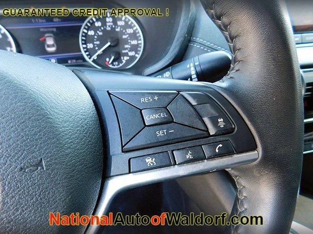 Nissan Sentra Vehicle Image 17