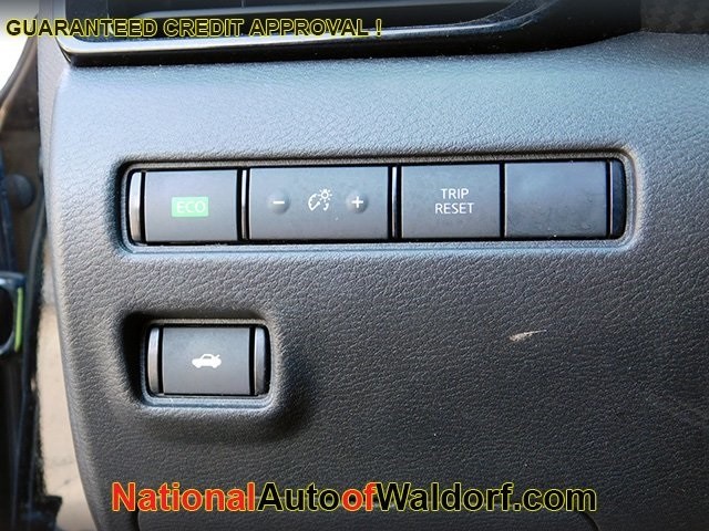 Nissan Sentra Vehicle Image 20