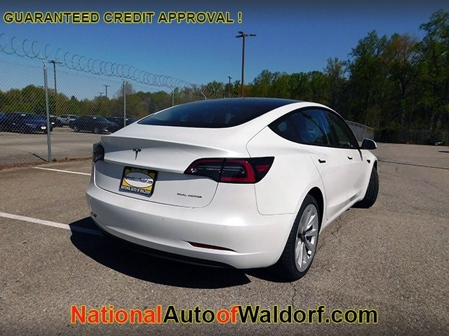 Tesla Model 3 Vehicle Image 05