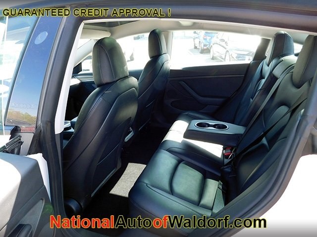 Tesla Model 3 Vehicle Image 11