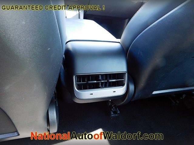 Tesla Model 3 Vehicle Image 12