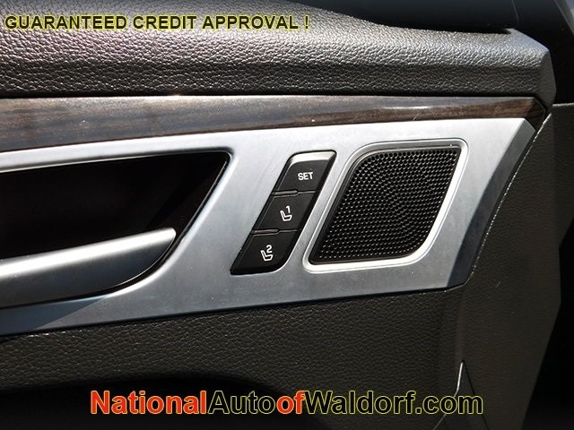 Genesis G80 Vehicle Image 15