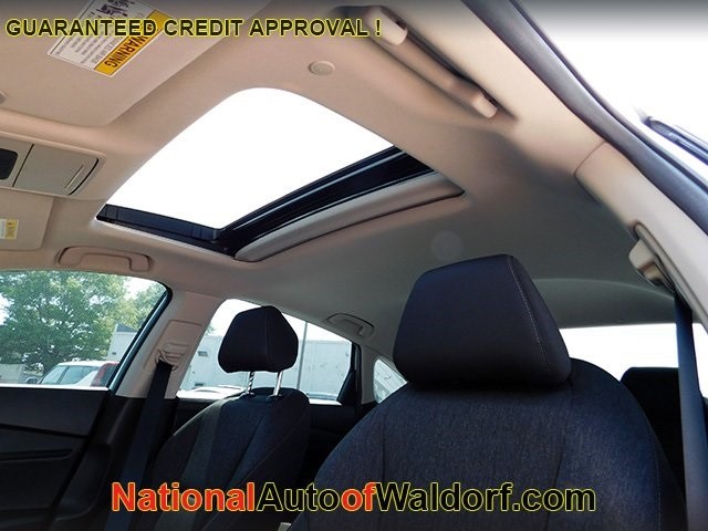 Honda Accord Sedan Vehicle Image 15